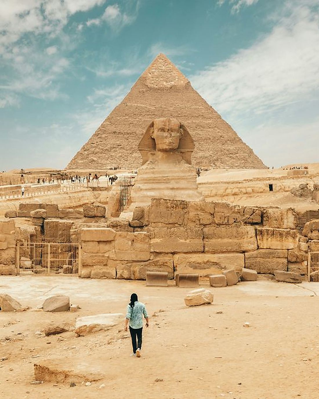 Sfinksen og pyramiden i Giza i Egypt
