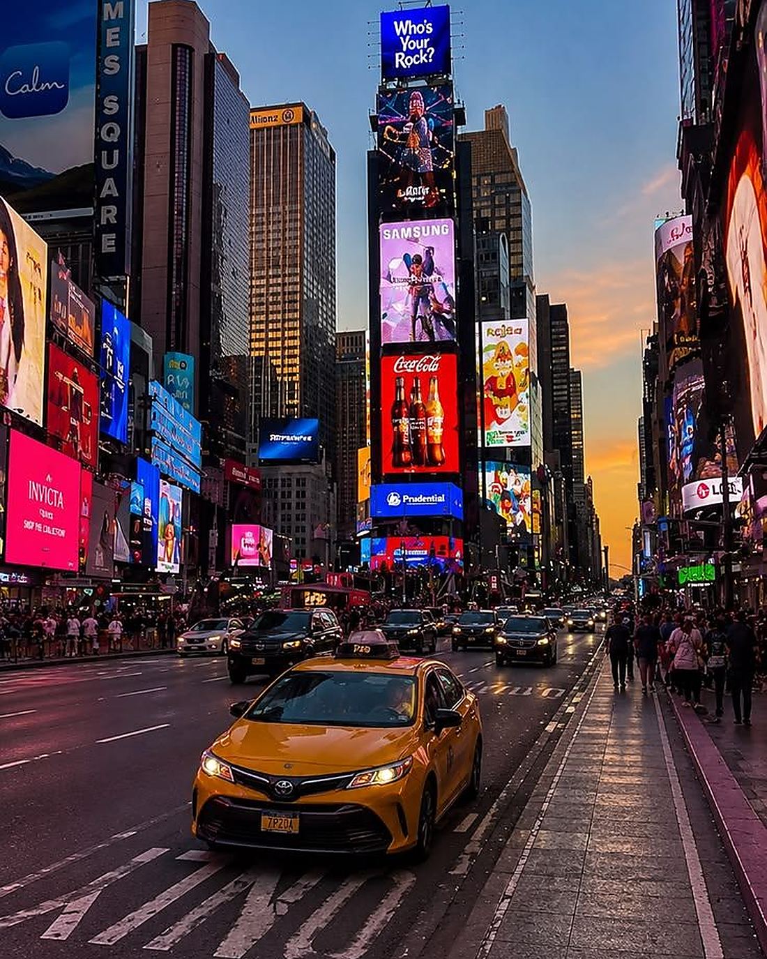 Times Square i New York i solnedgang